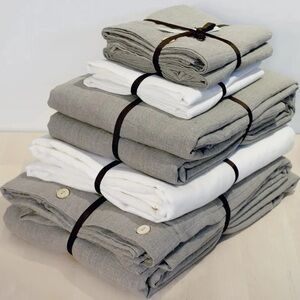 Elegant Gray and White Bedding Set